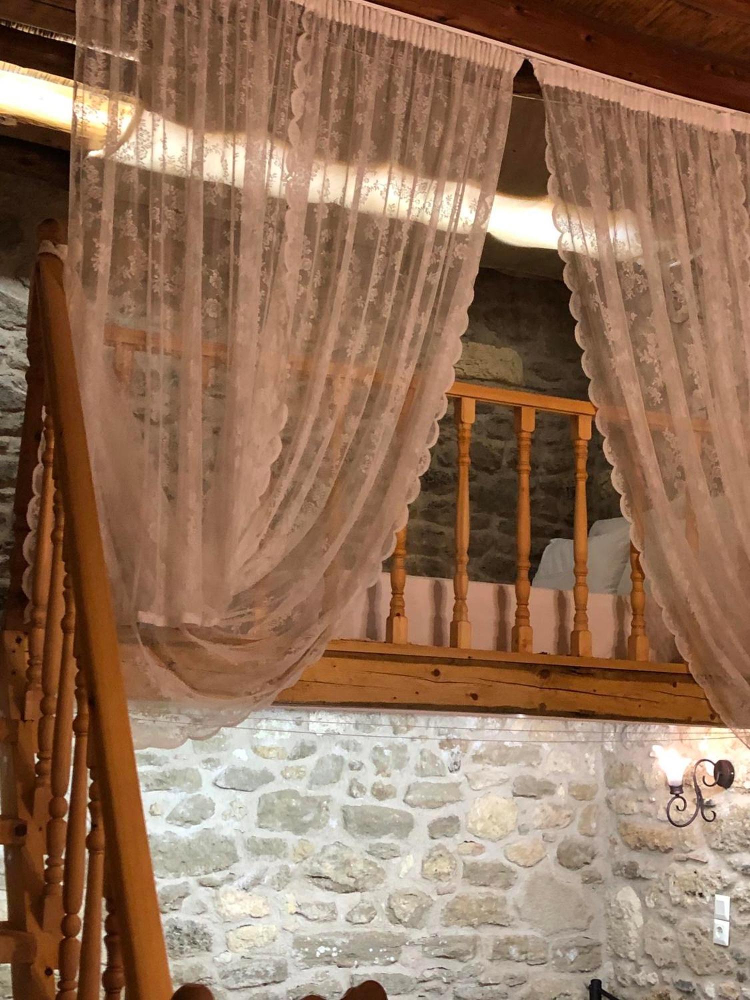לינדוס M&M Stone-Village House-Family-Vintage מראה חיצוני תמונה